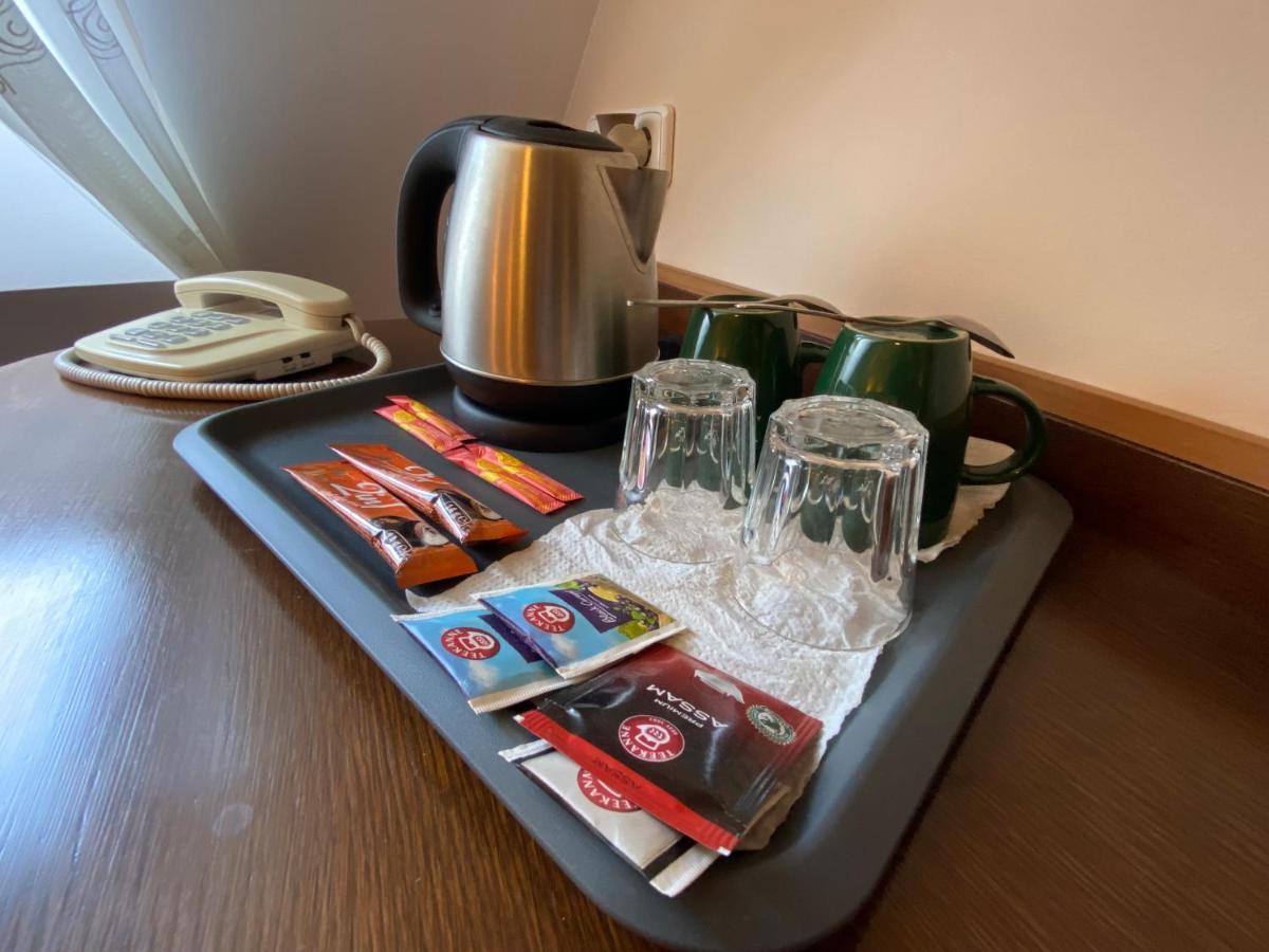 Zamecky Hotel Zlaty Orel Hranice  Zewnętrze zdjęcie